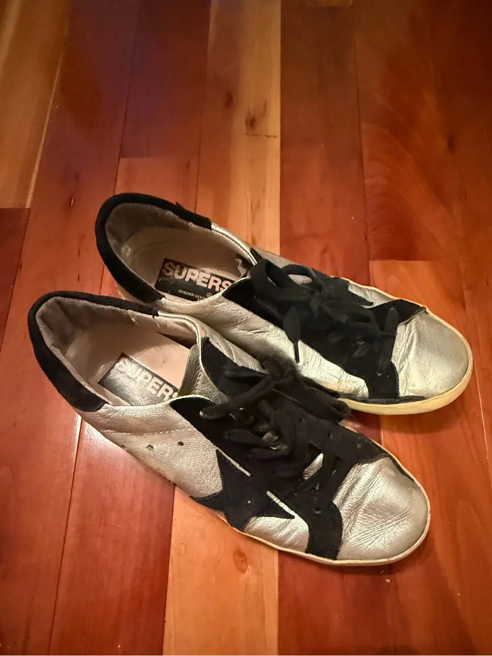 Golden Goose Size 8 Metallic Silver Sneakers with Black Star